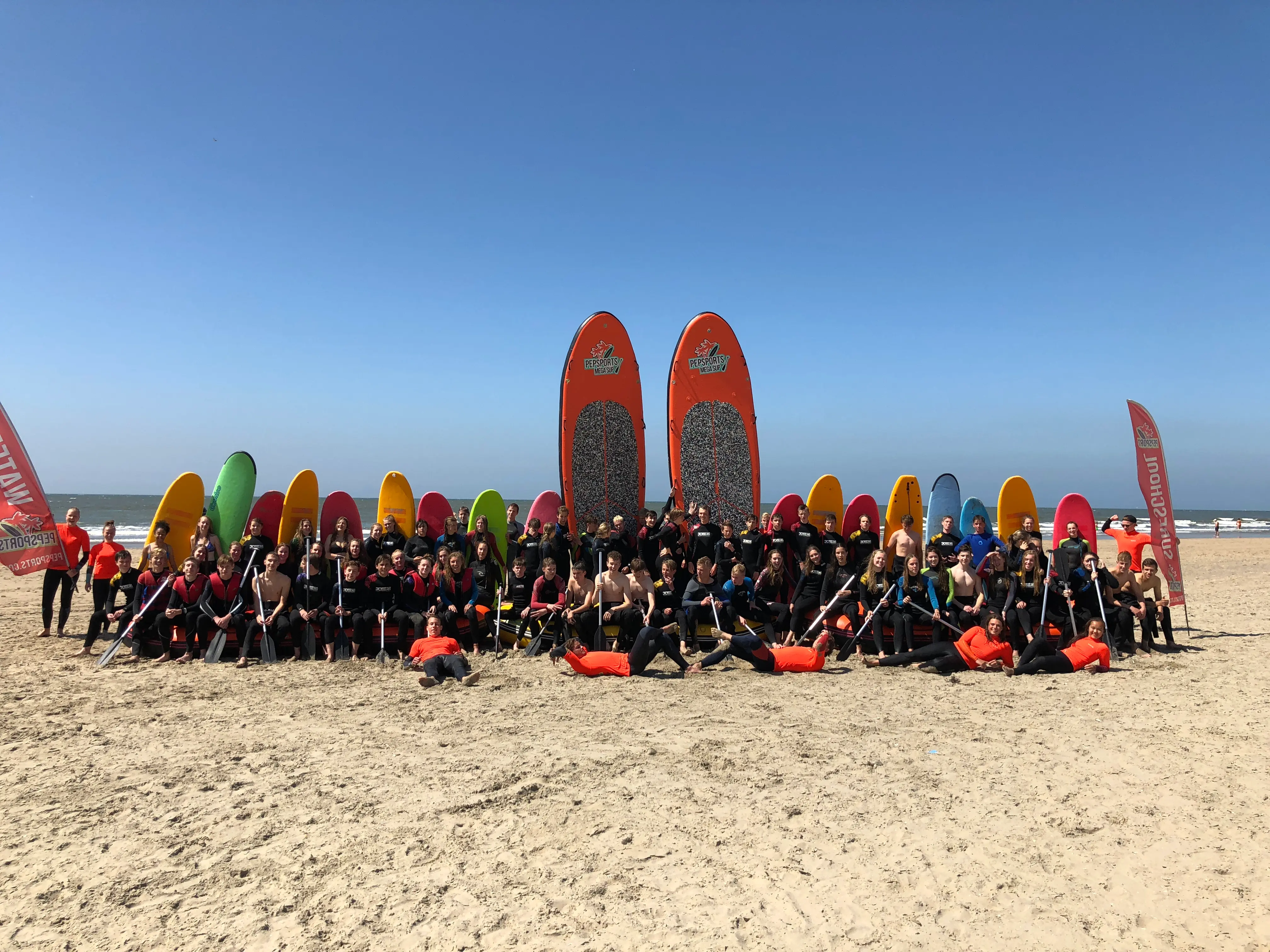 Teamactiviteiten aan het strand van Zandvoort