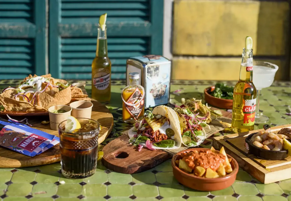 tafel_vol_latin_food.jpg__compressed_1.webp