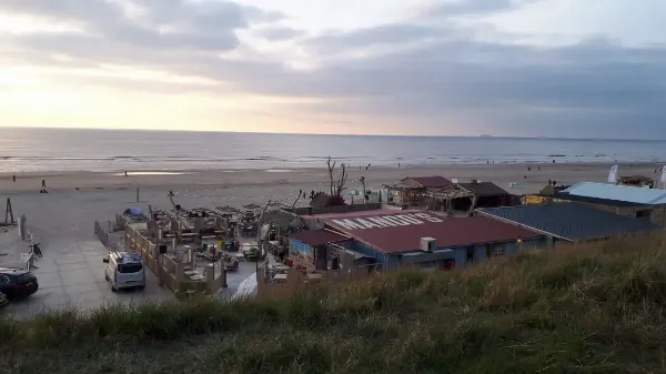 Geheel Mango's Beachbar.