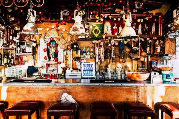 Bar hoofdpaviljoen.